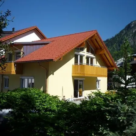 Iselerblick Apartment *